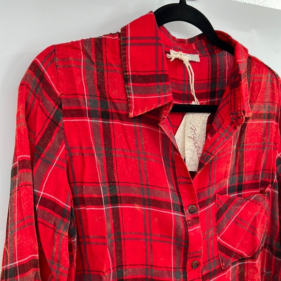 🆕Mystree Plaid Fall Button Down Top Red Distressed Vintage Coloring S,M & L - Picture 5 of 9